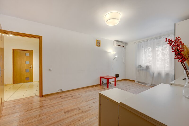 Baba Novac, Dristor, Piata Alba Iulia, Decebal