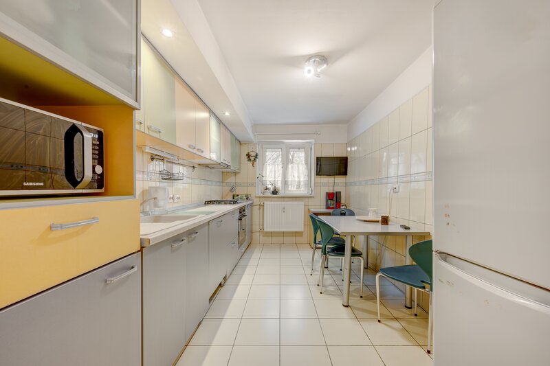 Baba Novac, Dristor, Piata Alba Iulia, Decebal